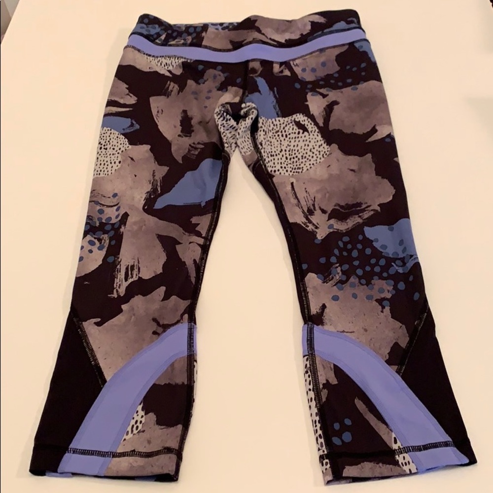 Lulu Lemon Cropped Legging